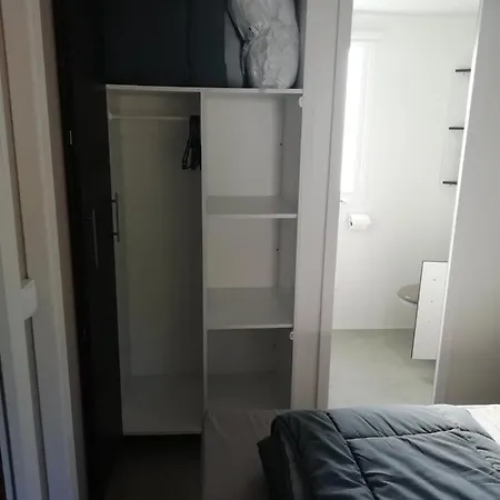 Mobile *